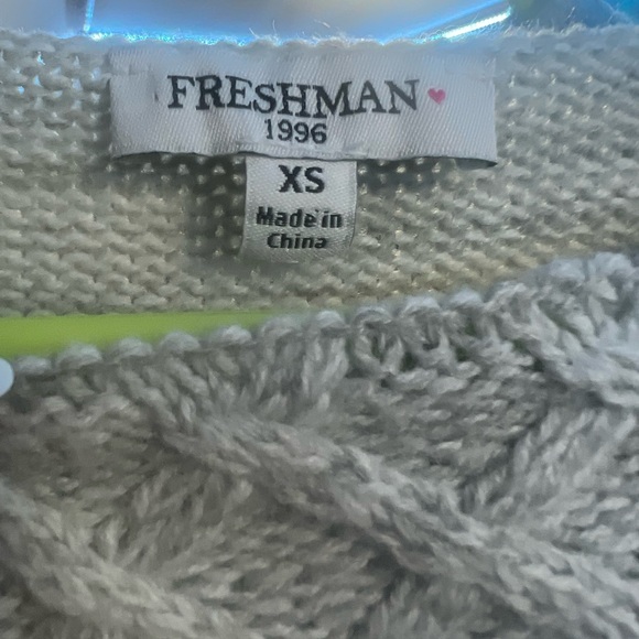 grey winter sweater - Picture 2 of 3